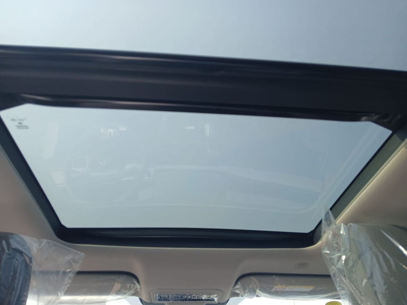 Toyota RAV4 XSE HEV 2026 TOYOTA RAV4 2.5L HYBRID LUXURY 4WD | CHINESE SPECS |
