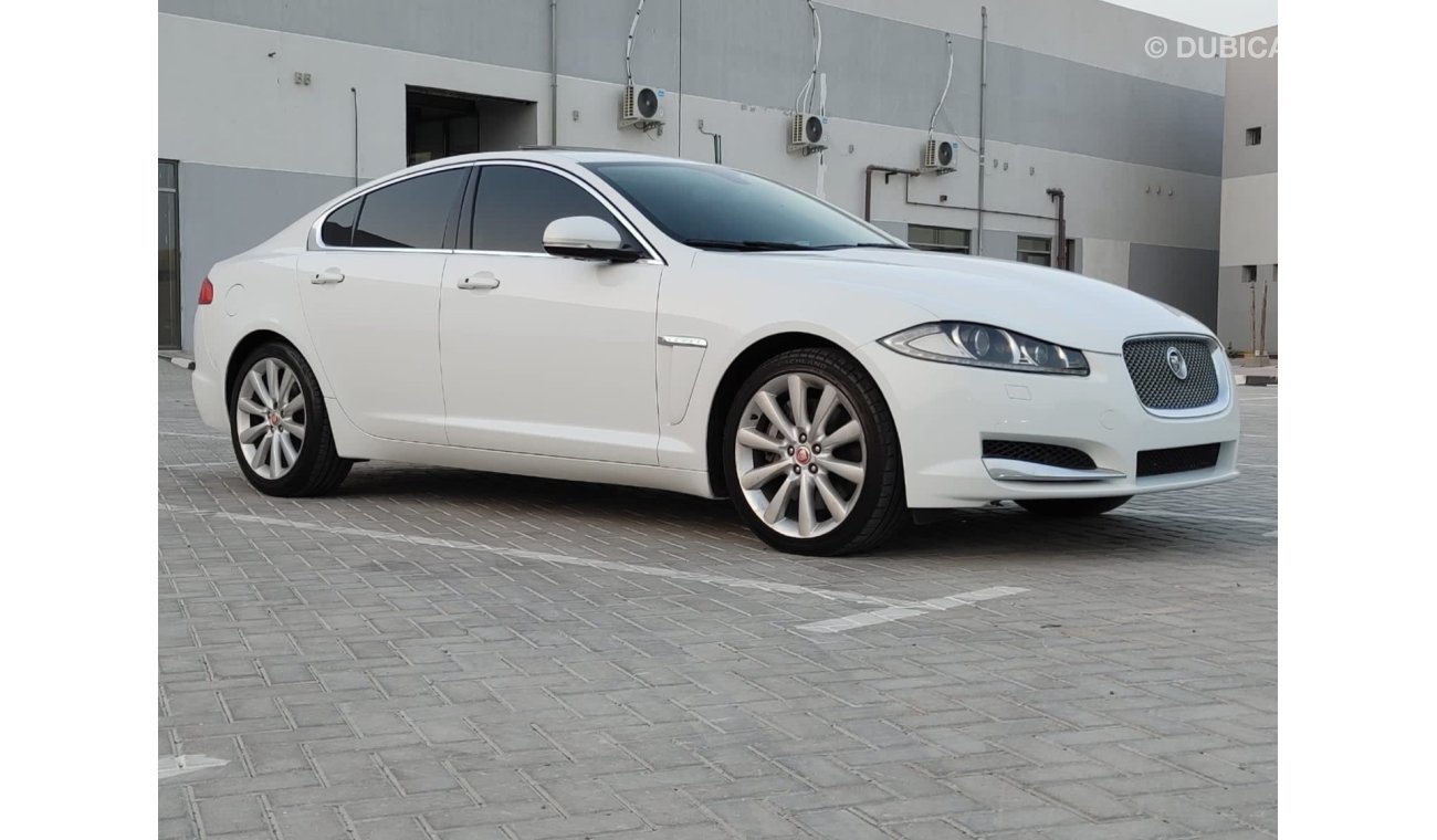 Jaguar XF Portfolio