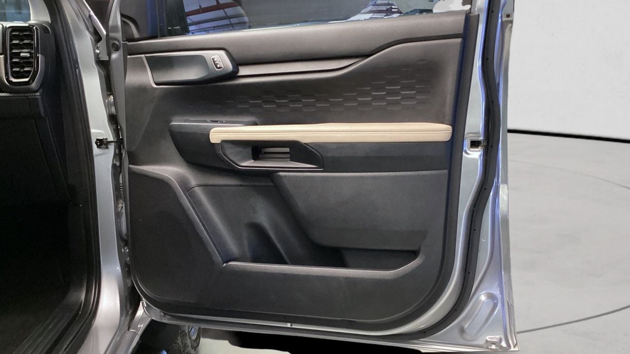 فورد ايفرست 2.3 XLS 4WD AUTO CLOTH OFF ROAD 18ALW | شامل الضمان | 0 ﺪﻔﻋﺓ ﺃﻮﻟﻯ