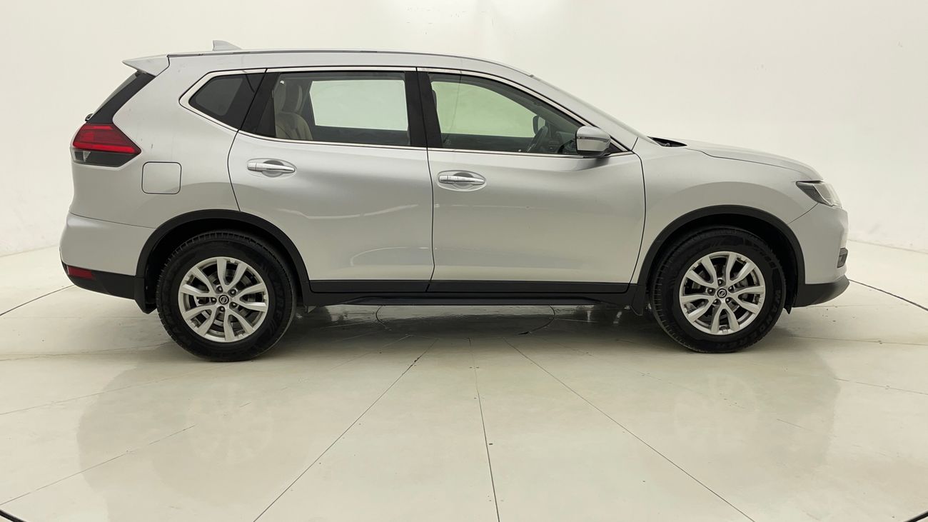 نيسان إكس تريل S 2.5 | بدون دفعة مقدمة | اختبار القيادة في المنزل