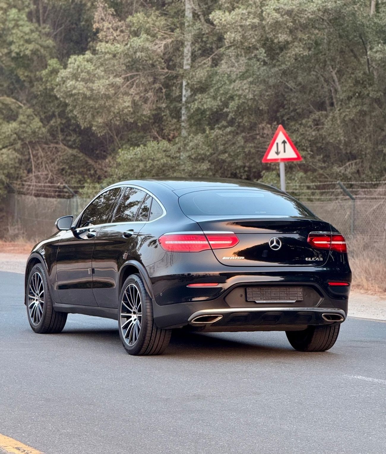 Mercedes-Benz GLC 300 AMG 2.0L