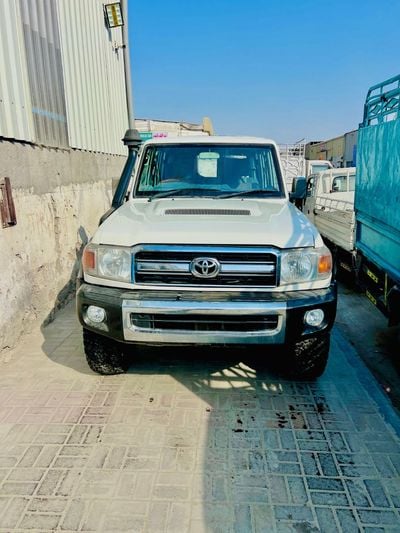 Toyota Land Cruiser 70 LX 4.5L RHD 1VD V8 Diesel Engine Manual Gear 4WD 5 Seats 5 Doors