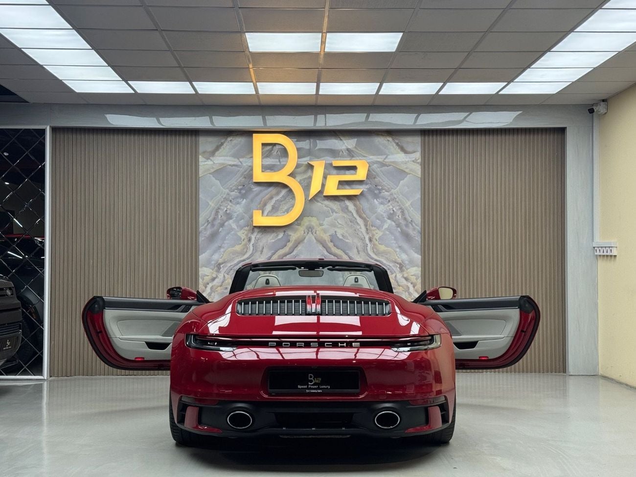 Porsche 911 Carrera 4 3.0L (475 HP) Convertible