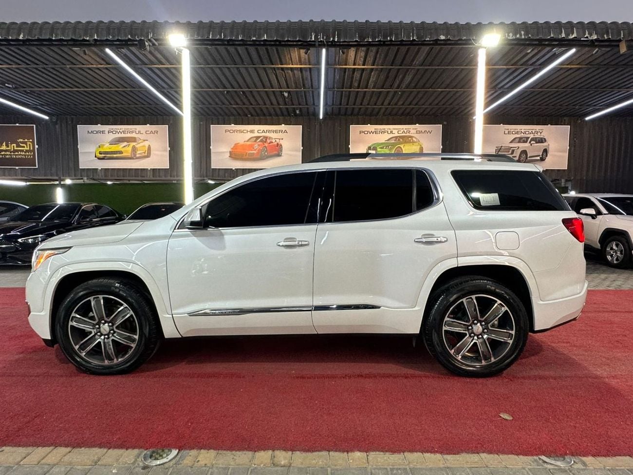 GMC Acadia DENALI
