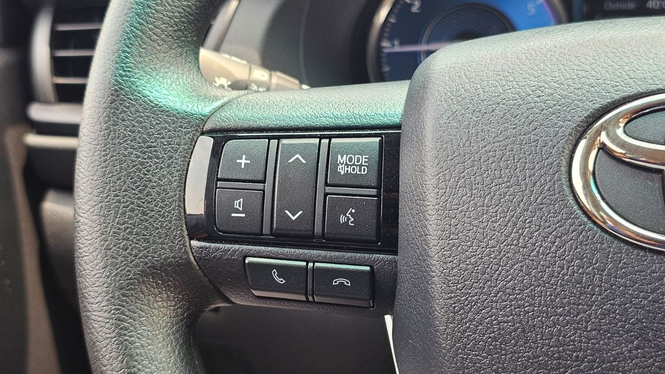 Toyota Fortuner SR5