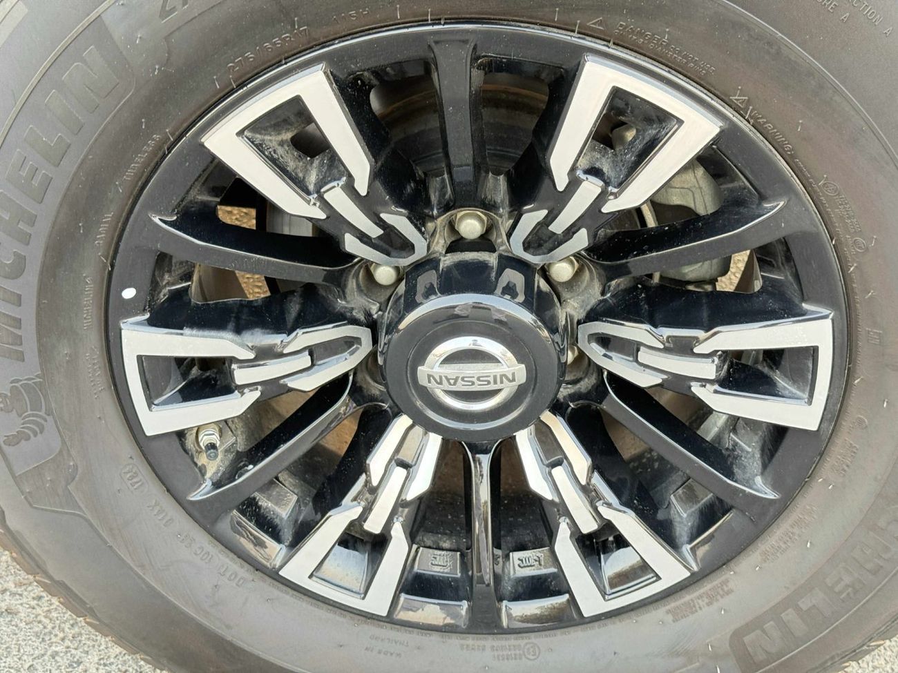 نيسان باترول سوبر سفاري GCC SPEC NEAT AND CLEAN LESS KILOMETER