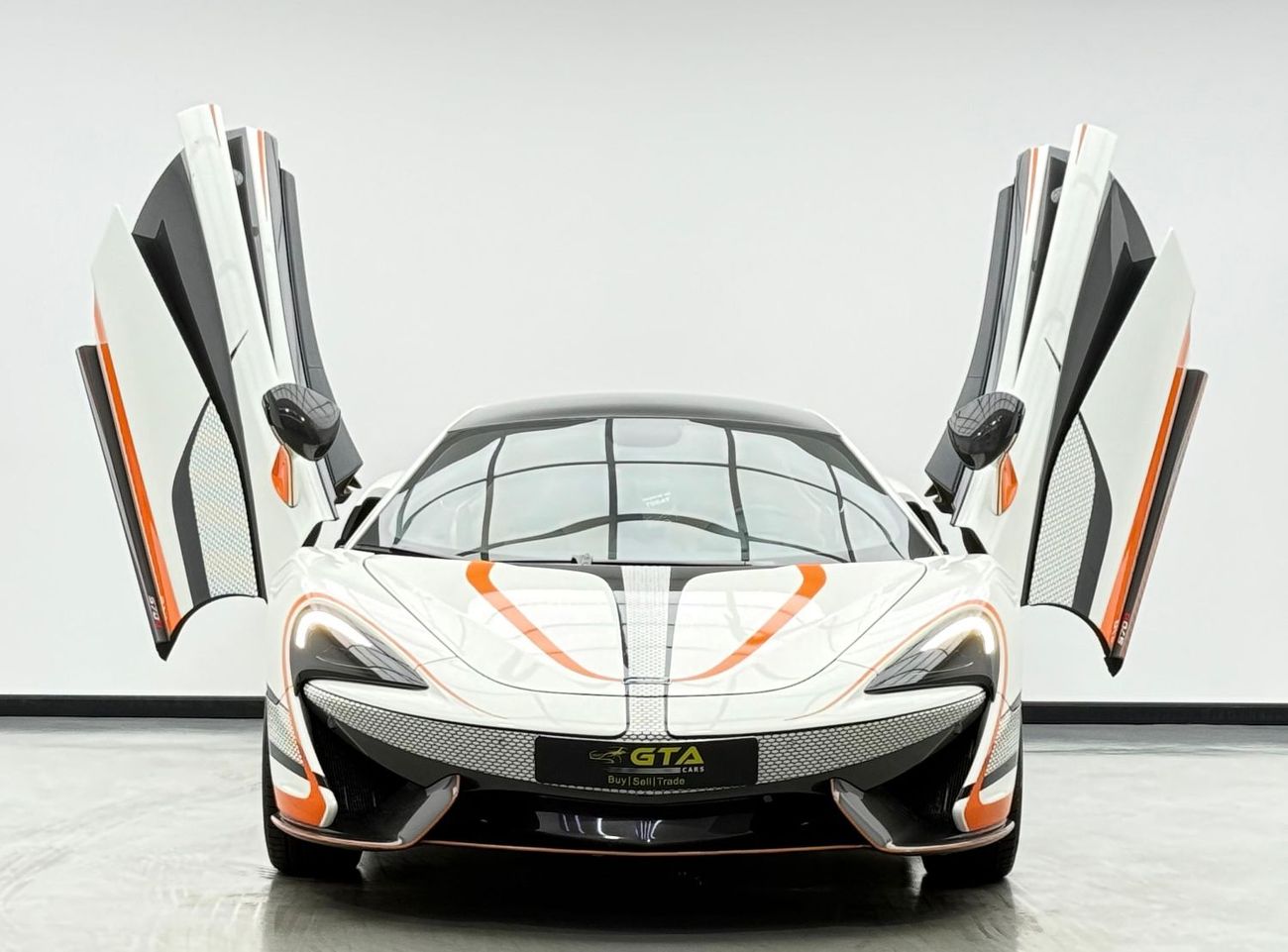 مكلارين 570S 2017 Mclaren 570 S, Full Service History, Very Low Km, Excellent Condition, GCC