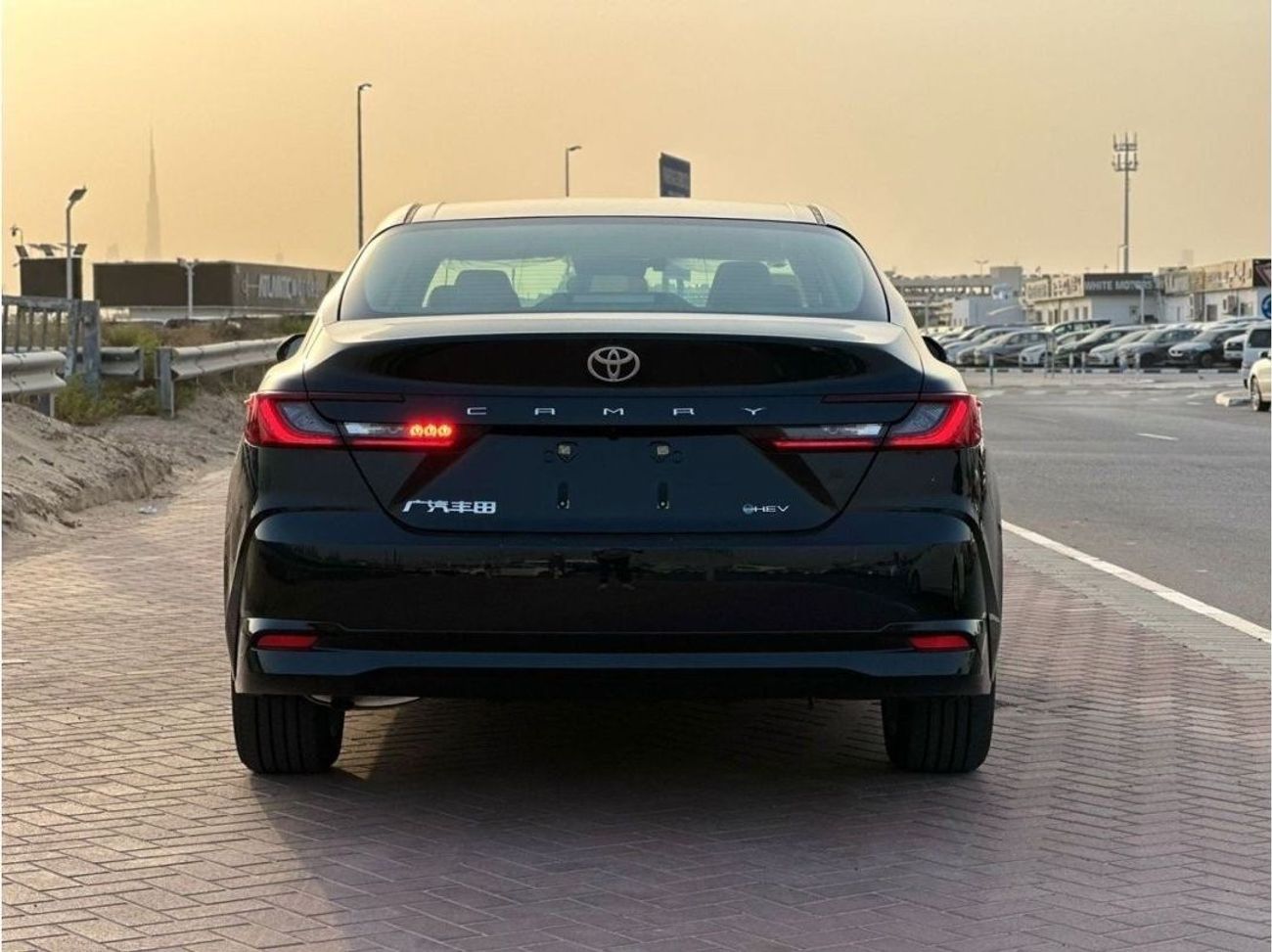 Toyota Camry TOYOTA CAMRY HEV 2.0L  2024