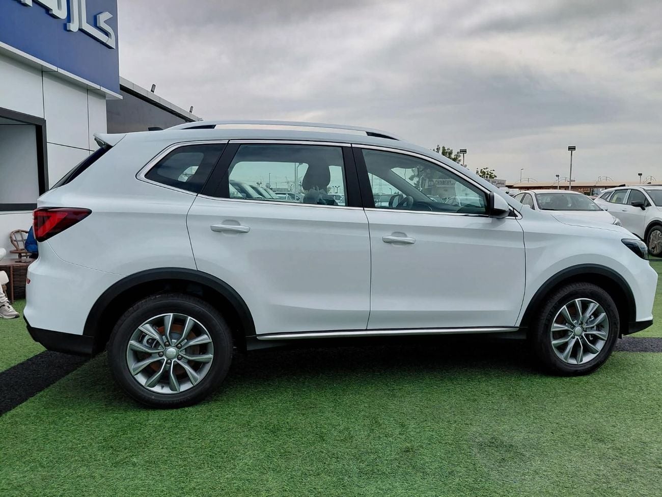 رووي RX5 ROEWE RX5 PLUS 330TGI 2025