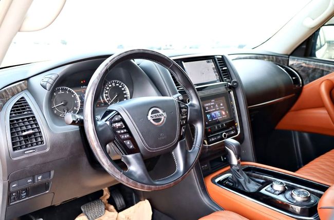 Nissan Patrol SE PLATINUM CITY, миниатюра 28