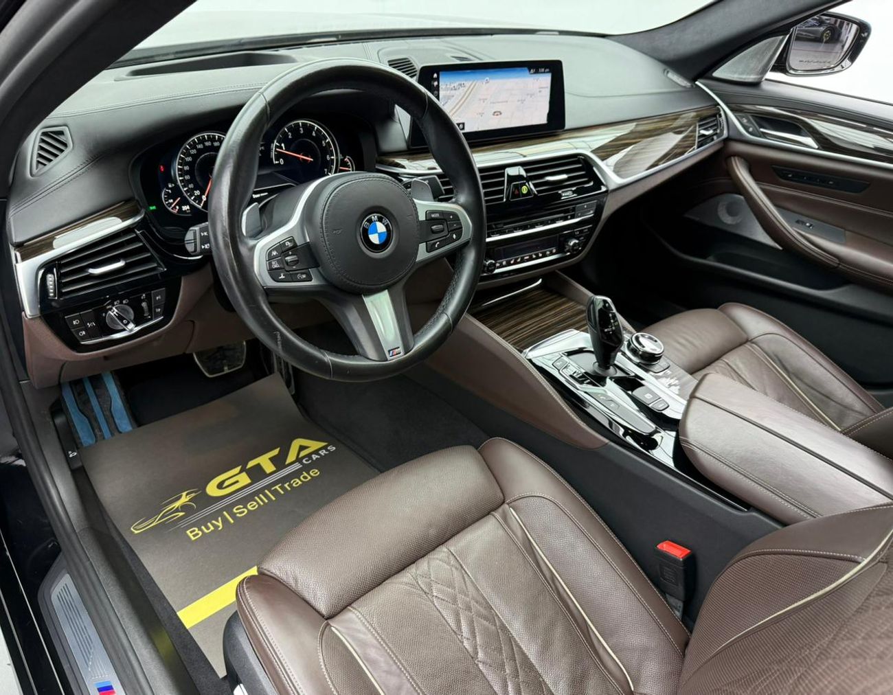 بي أم دبليو 530i 2018 BMW 530i M-Kit Masterclass, 2025 BMW Warranty + Service Pack, Full BMW Service History, GCC