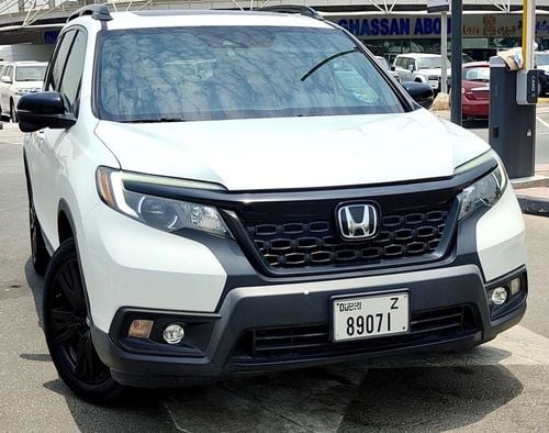 Honda Passport TOURING (NON GCC) V6 3.5L  Sport AWD Original paint 2021 Canadian Specs