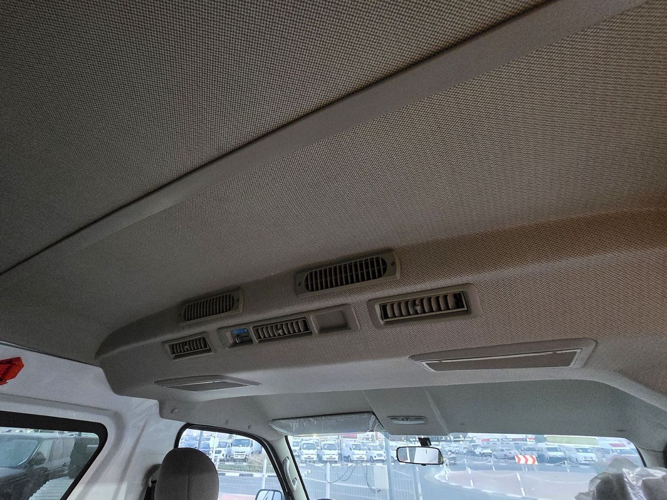 Joylong A4 JOYLONG A4 Bus 2.5L V4 Diesel 15 Seats   White color 2023 Model