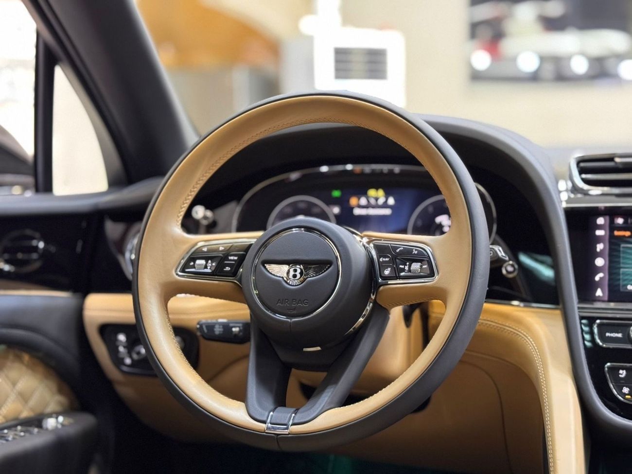 بنتلي بينتايجا  Bentayga 4.0T