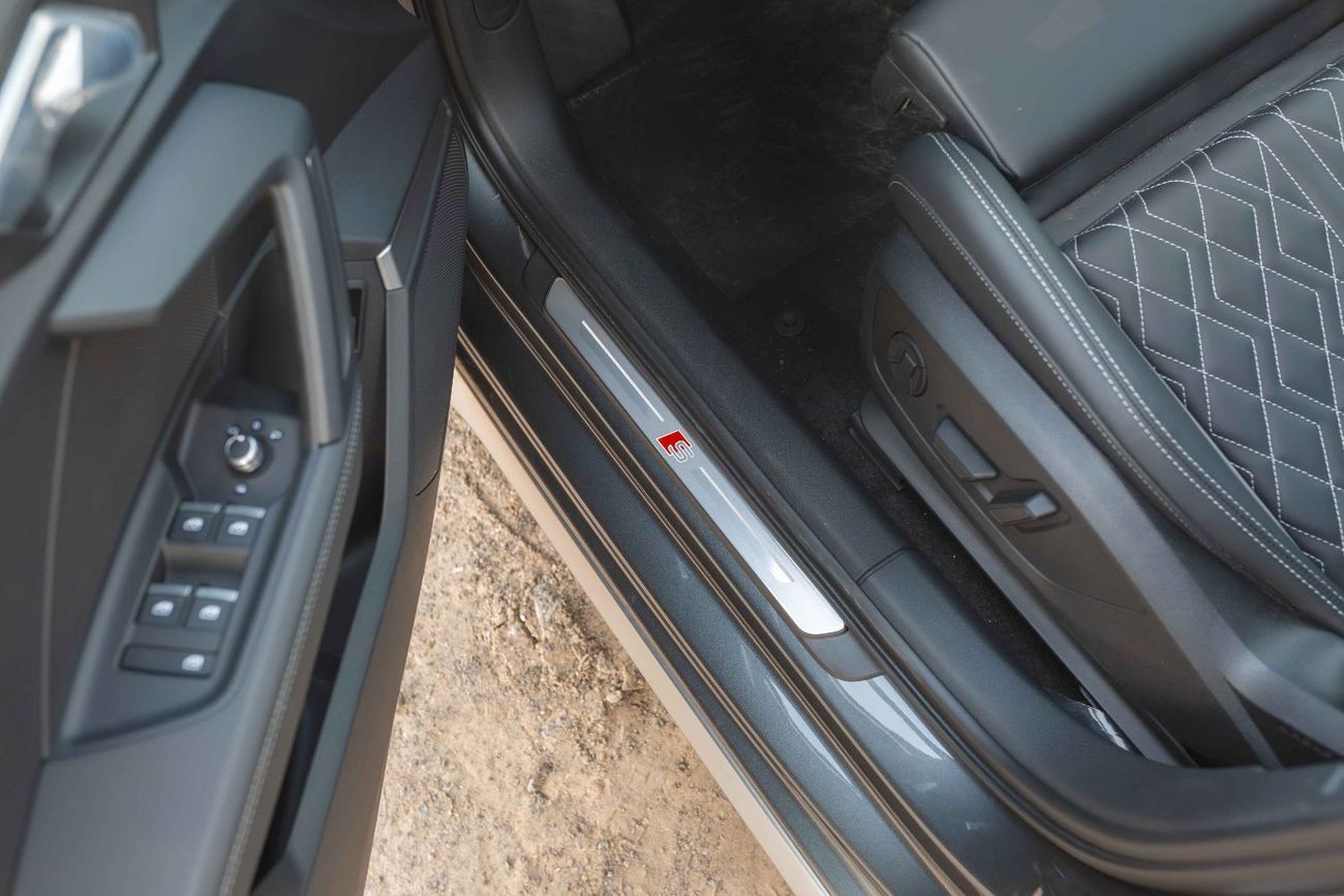 Audi A3 Audi A3 1.5T 35 TFSI S-Tronic Sedan 2025 Grey (FOR EXPORT)