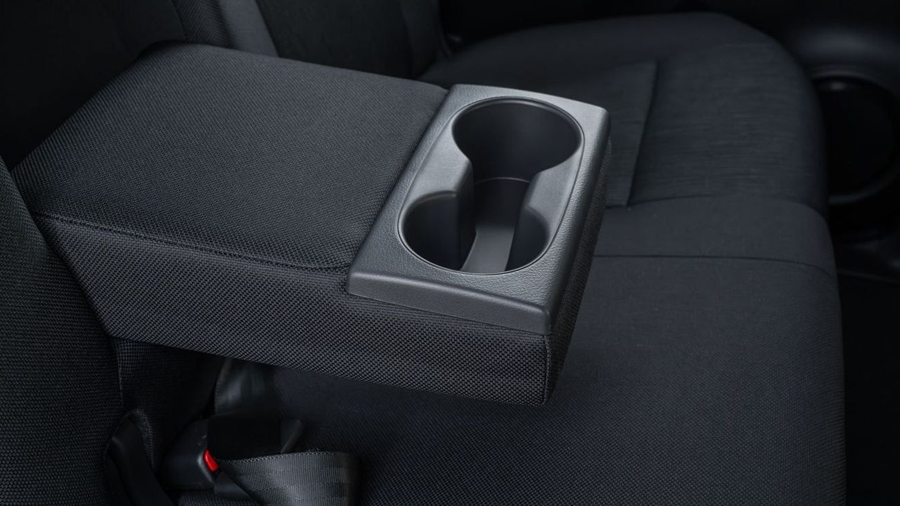 تويوتا هيلوكس TOYOTA HILUX 2.7 AT HIGH -2026YM
