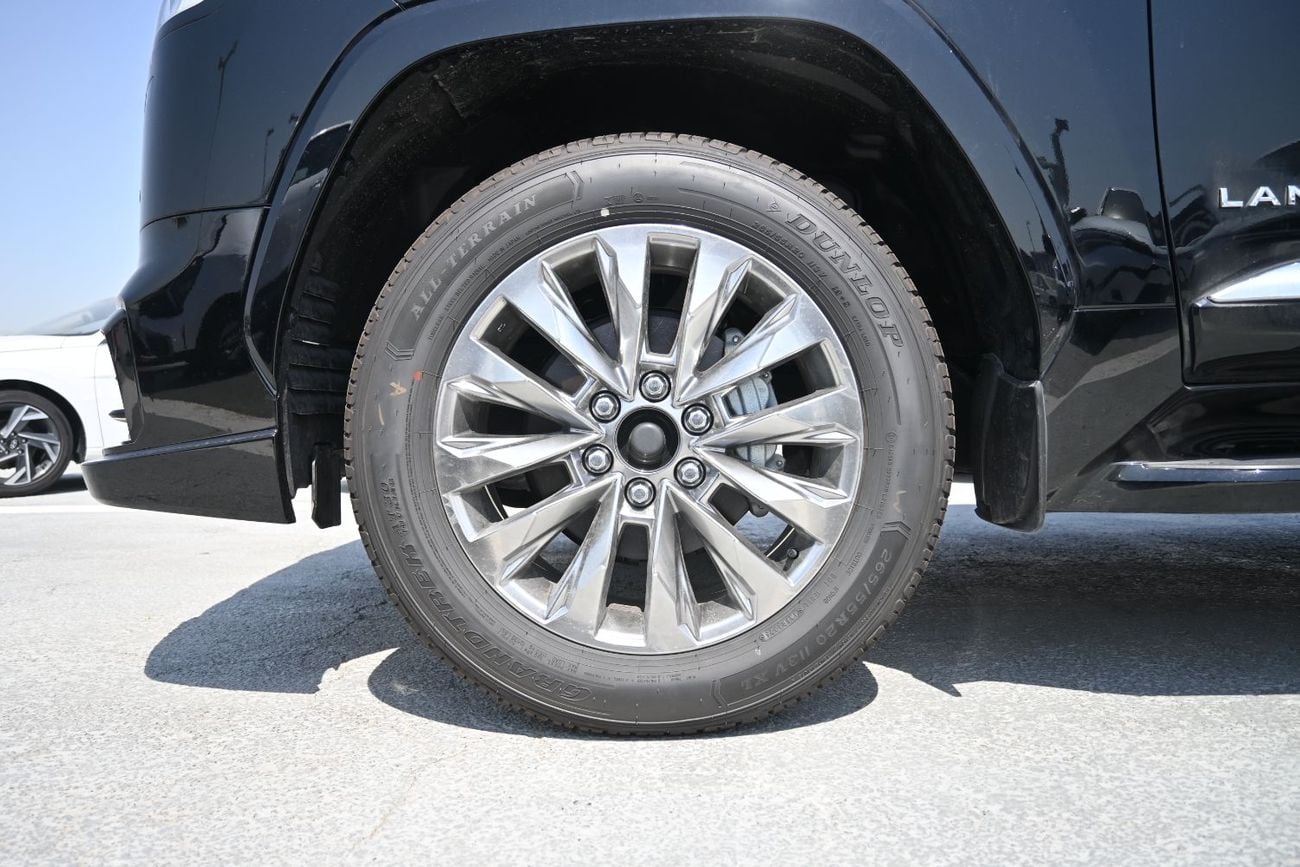 تويوتا لاند كروزر VX 4.0L V6, 4WD, Color Black inside Black, Model 2026
