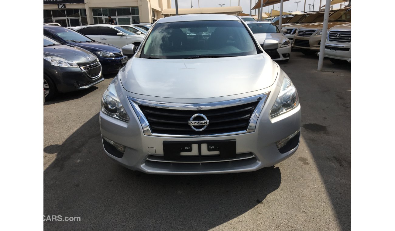 Nissan Altima we offer : * Car finance services on banks * Extended warranty * Registration / export services