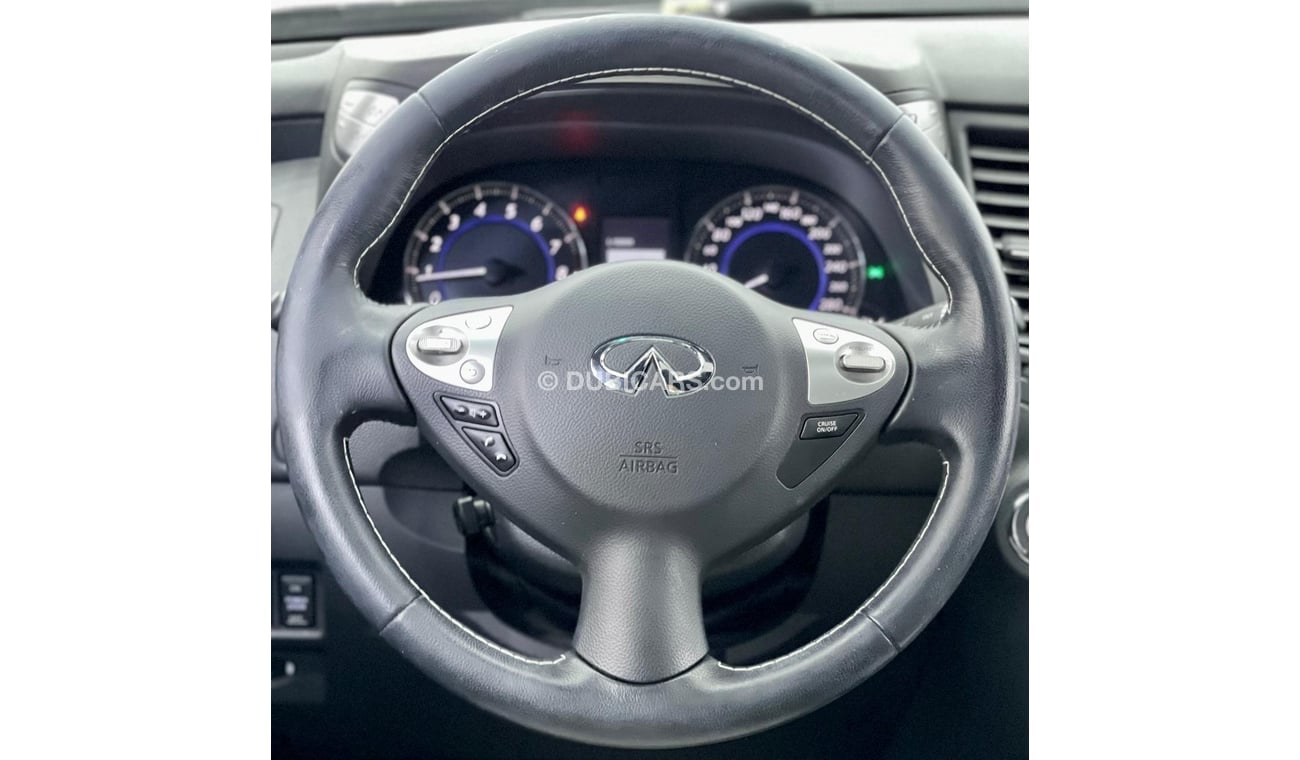 Infiniti QX70 2018 Infiniti QX70 Limited 50th Anniversary, Infiniti Service History, Low Kms, GCC