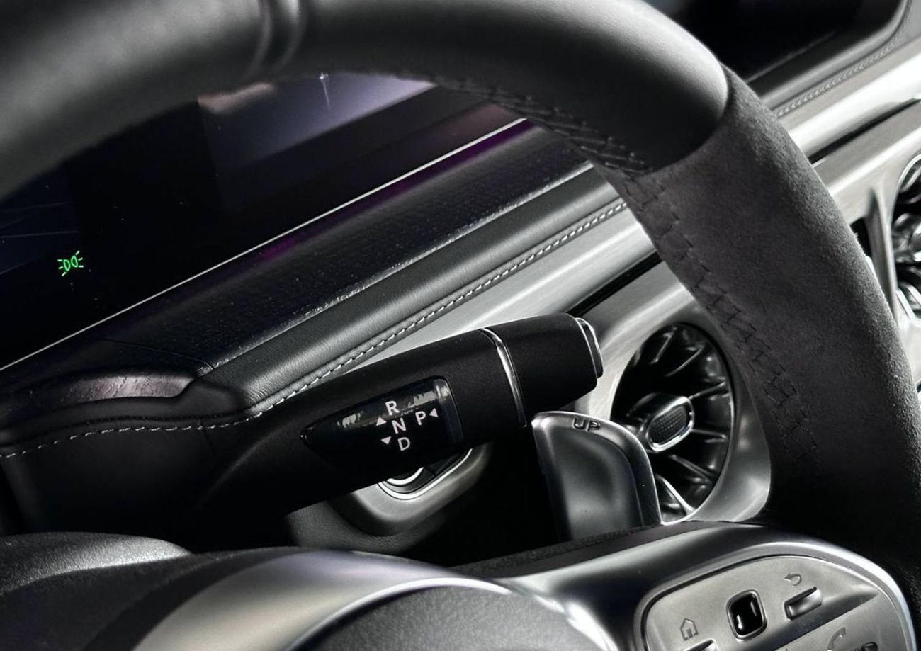 Mercedes-Benz G 63 AMG Std 4.0L