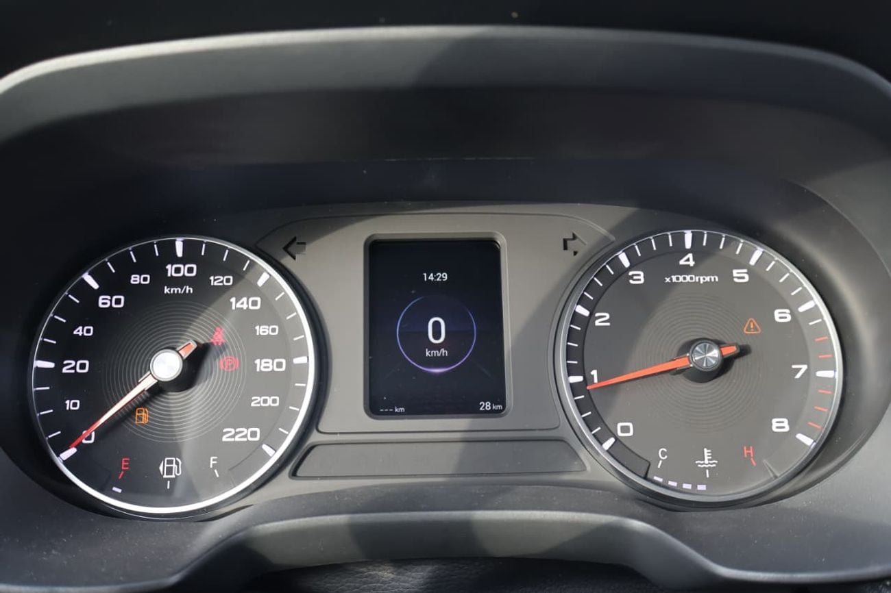 أم جي ZS MG ZS 1.5L MT STD option 2025 Model