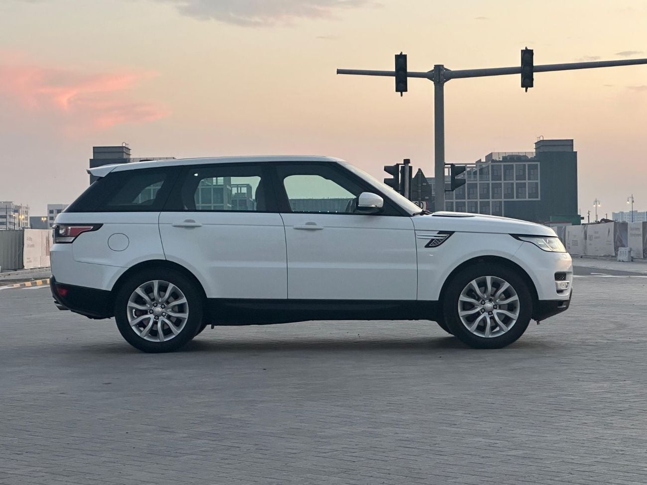 لاند روفر رينج روفر سبورت