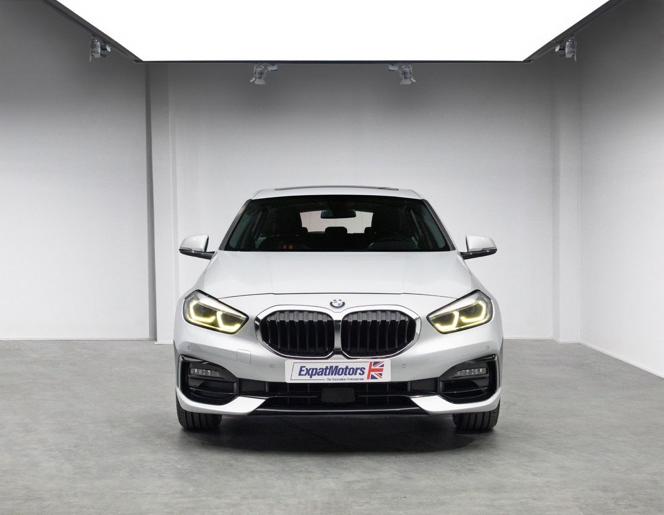 بي أم دبليو 120i Sport 2.0L