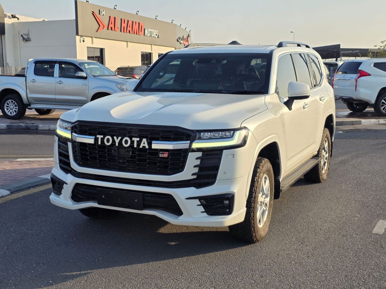 Toyota Land Cruiser LC300 ,RIGHT HAND DRIVE DIESEL ,4.5 LITER ,FULL OPTION  ,WITH G.R KIT