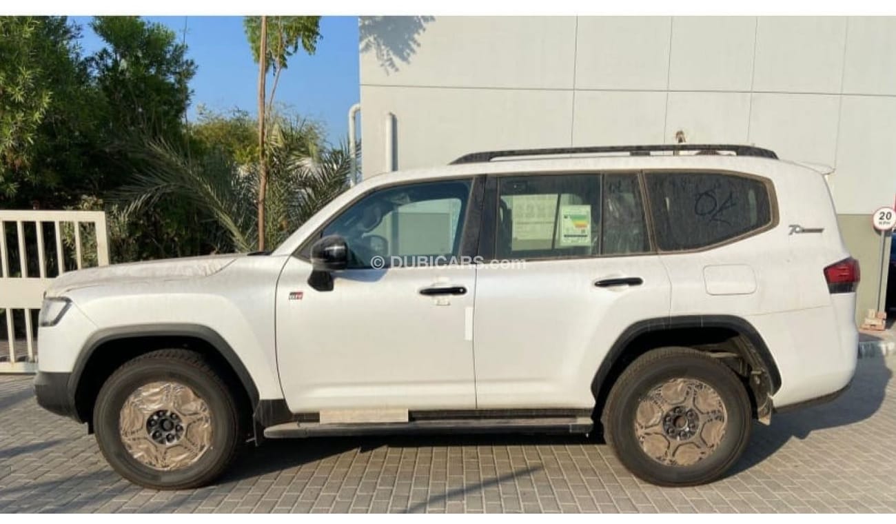 Toyota Land Cruiser GR-S LC300 3.3L GR SPORT DSL 2022