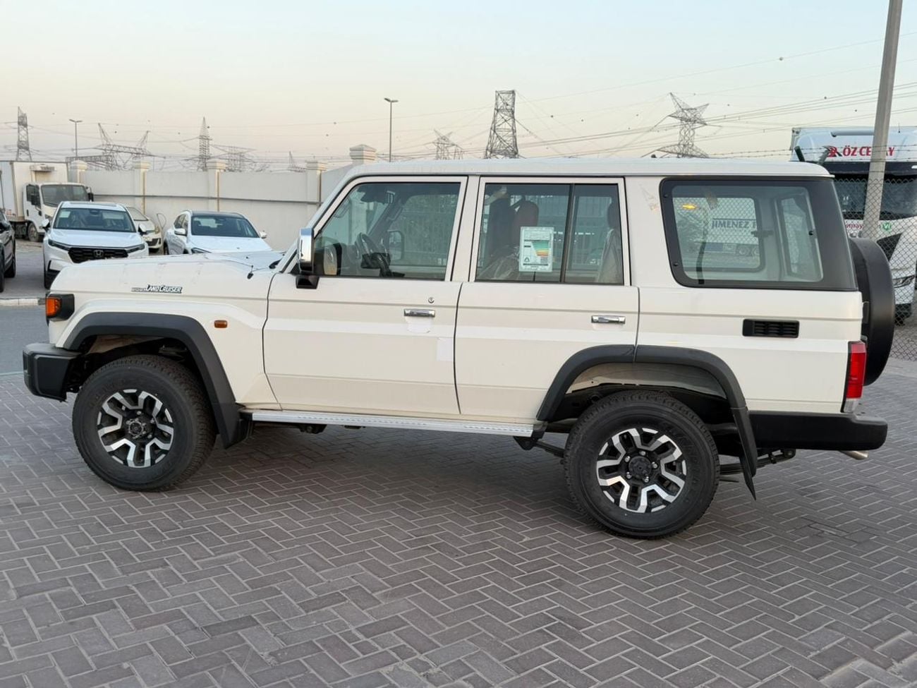 تويوتا لاند كروزر 70 TOYOTA LAND CRUISER LC76 2.8 AT 2025 FULL OPTION GCC SAUDI