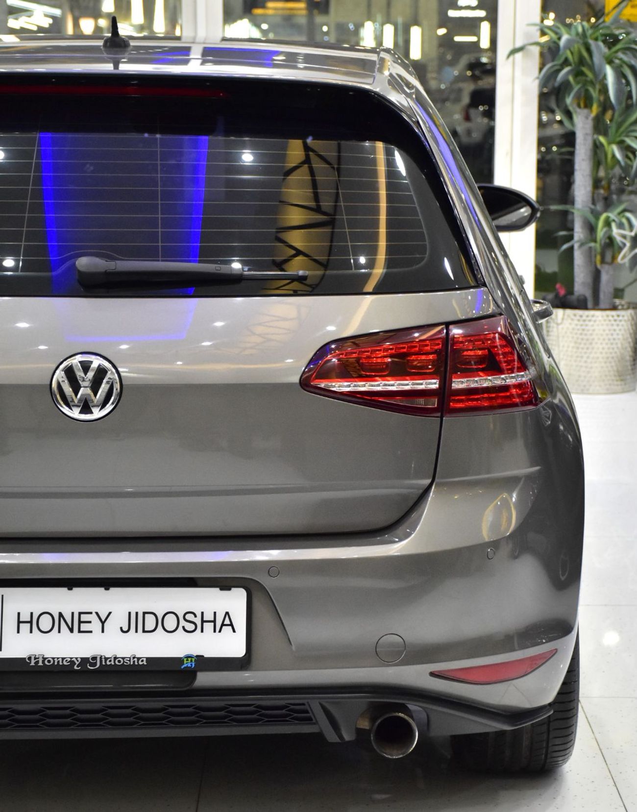 فولكس واجن جولف GTI EXCELLENT DEAL for our Volkswagen GTi ( 2017 Model ) in Grey Color GCC Specs