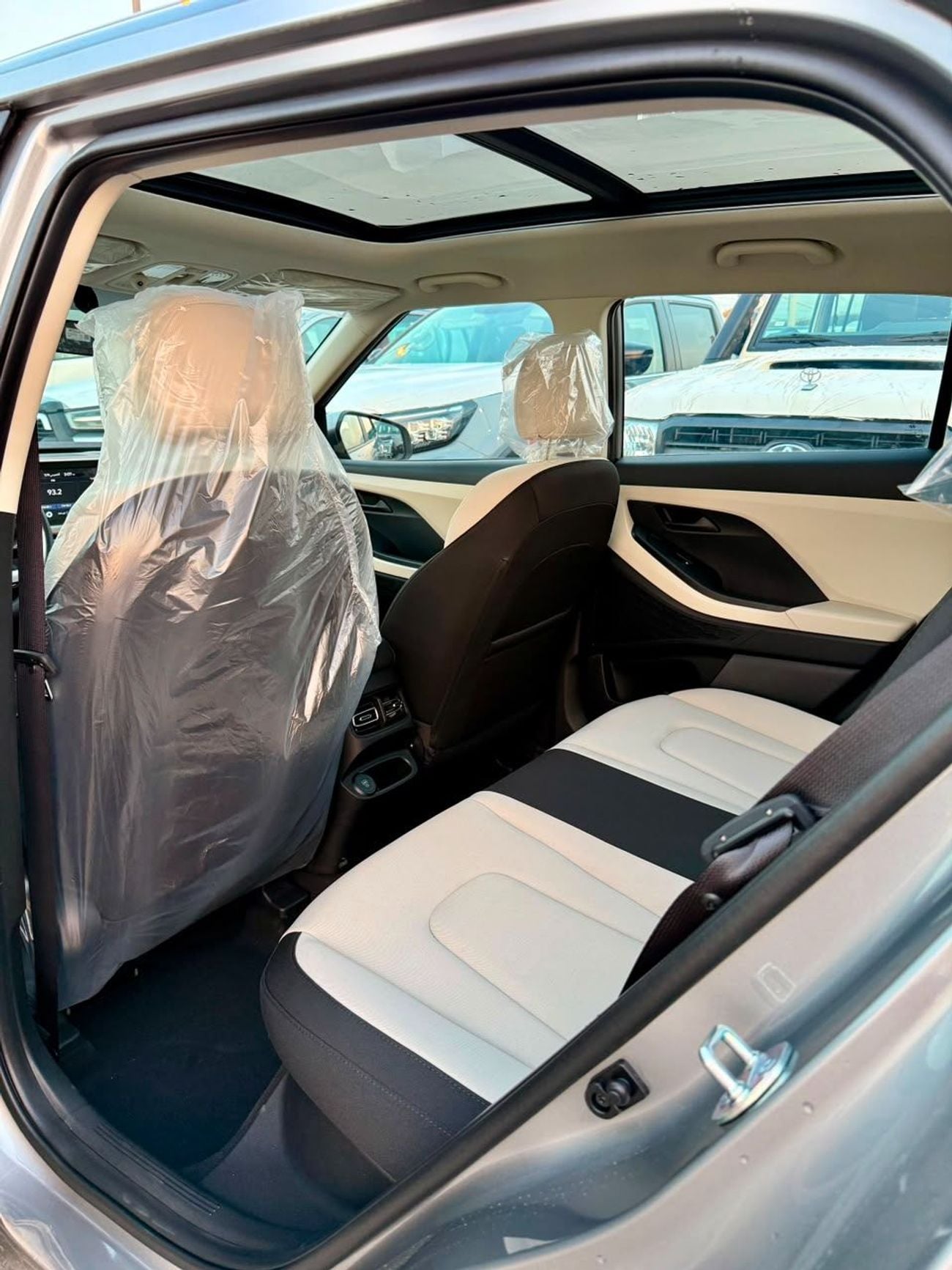 هيونداي كريتا SMART Hyundai Creta Premium 1.5L Grey 2026 Oman Specs