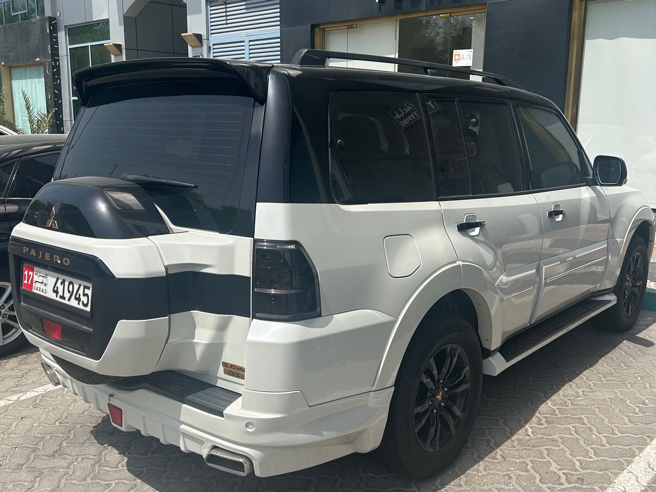 Mitsubishi Pajero Signature Edition