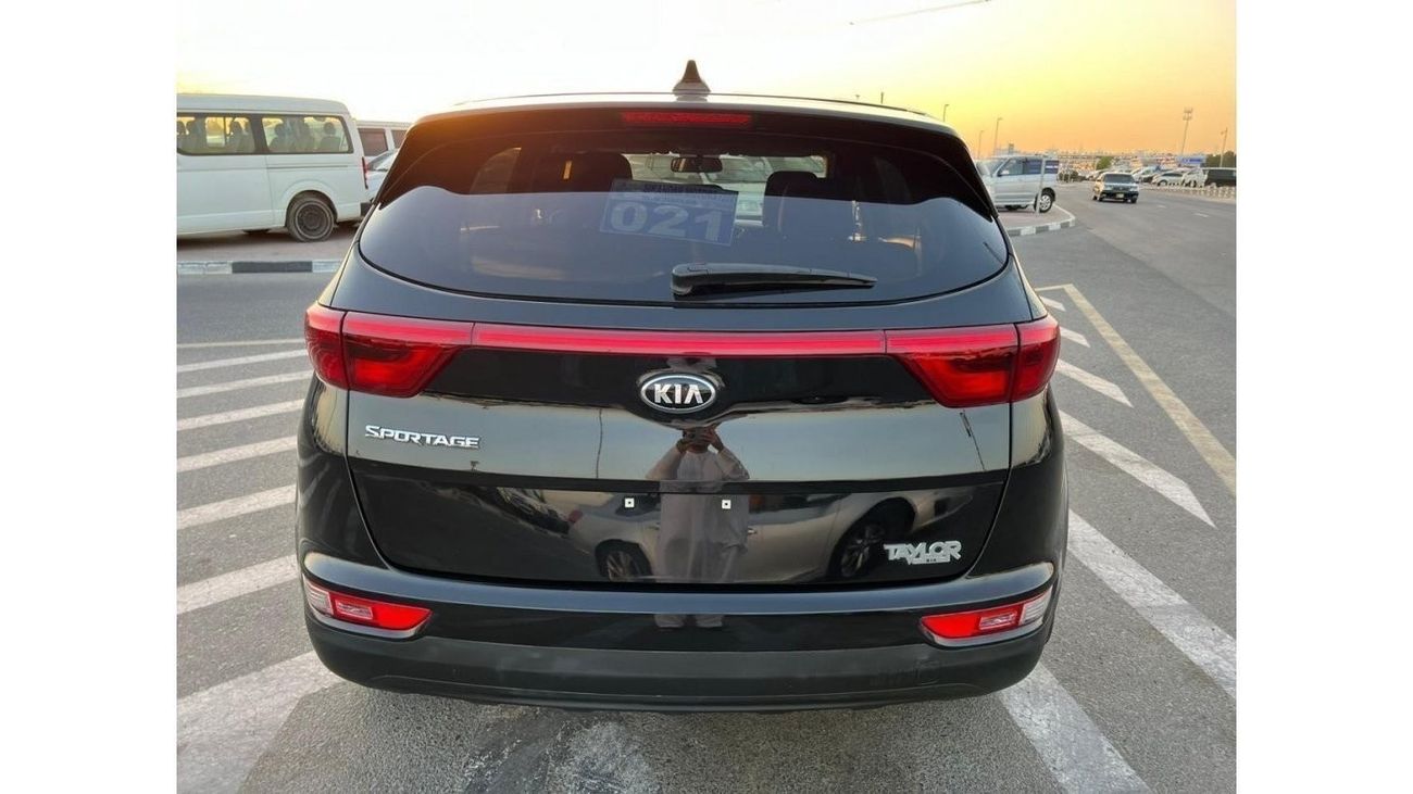 Kia Sportage 2018 Kia Sportage LX 2.4L V4 - AWD 4x4 MidOption+ -