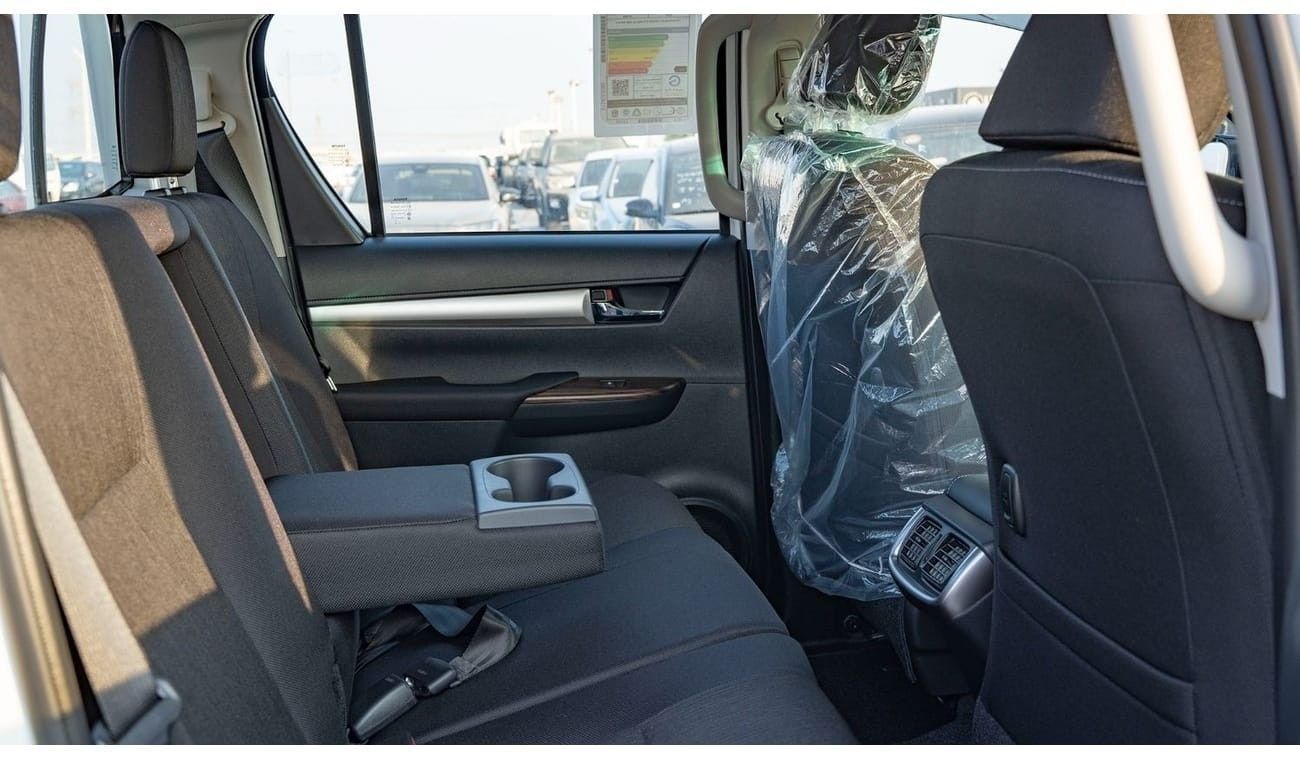 تويوتا هيلوكس 2024 Toyota Hilux DC 2.7L Petrol MT - Red Interior