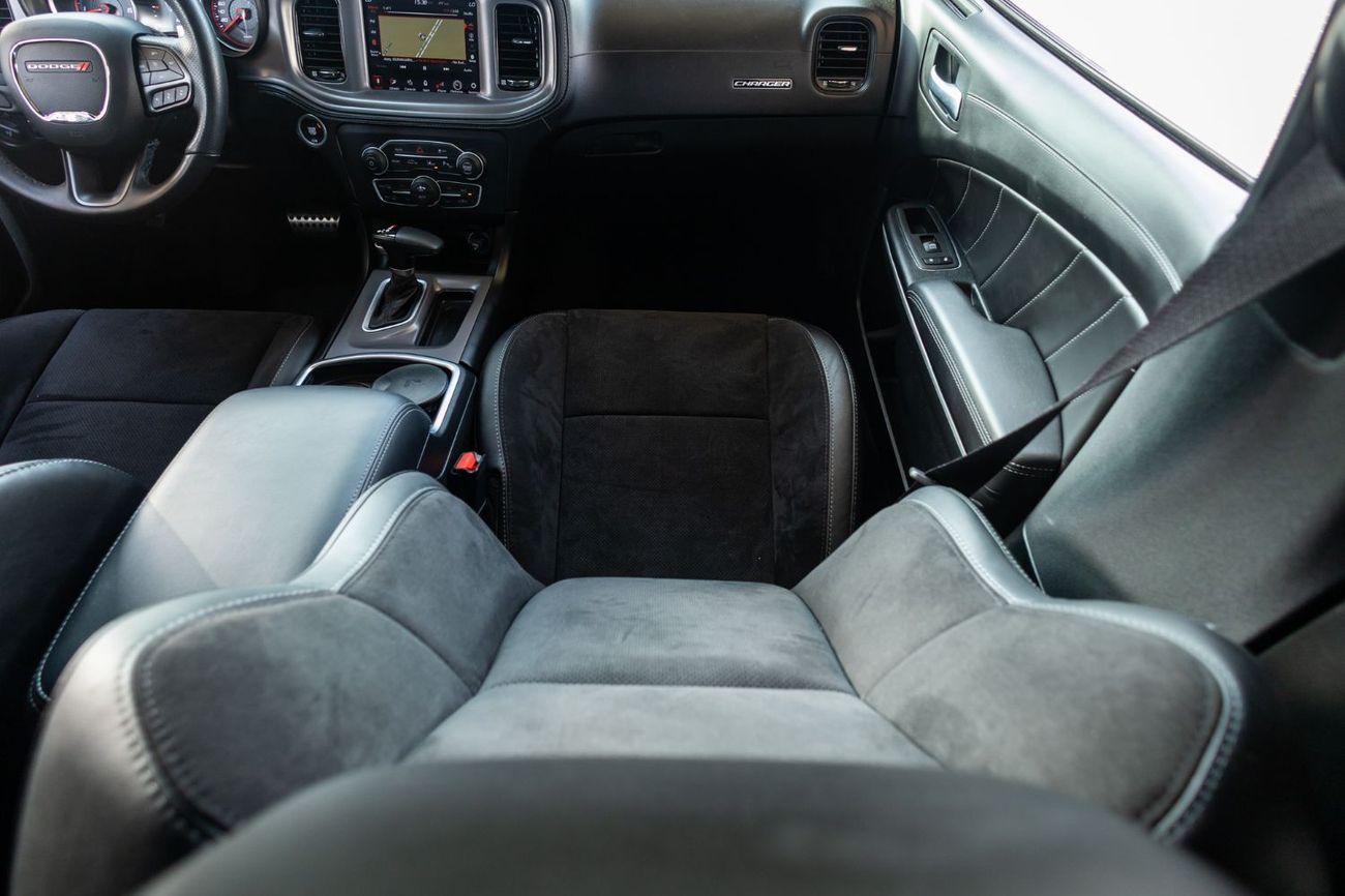 Dodge Charger R/T 5.7L