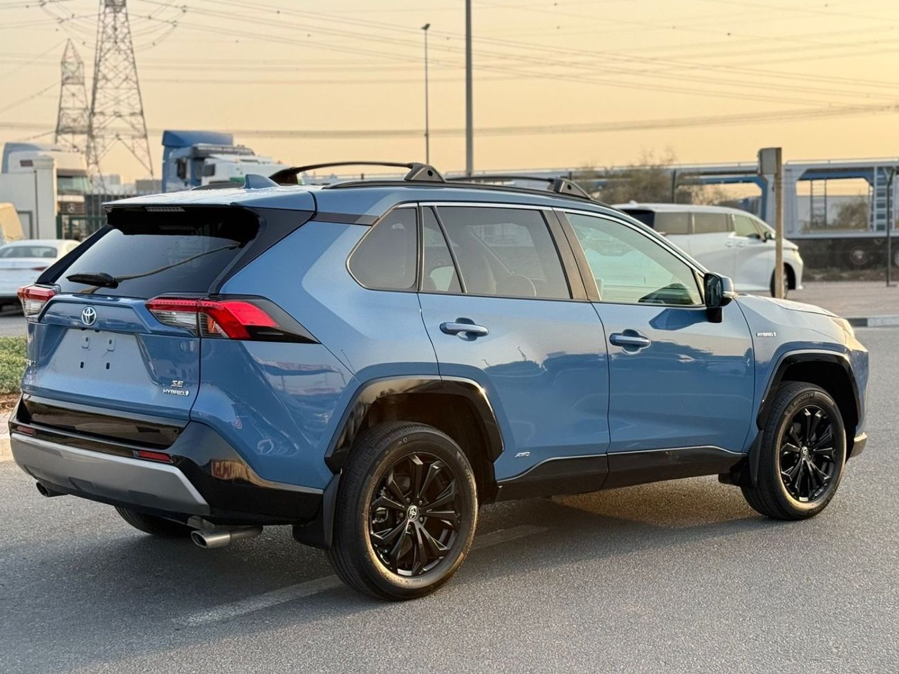 تويوتا راف ٤ SE Hybrid 2.5 L 2023 model