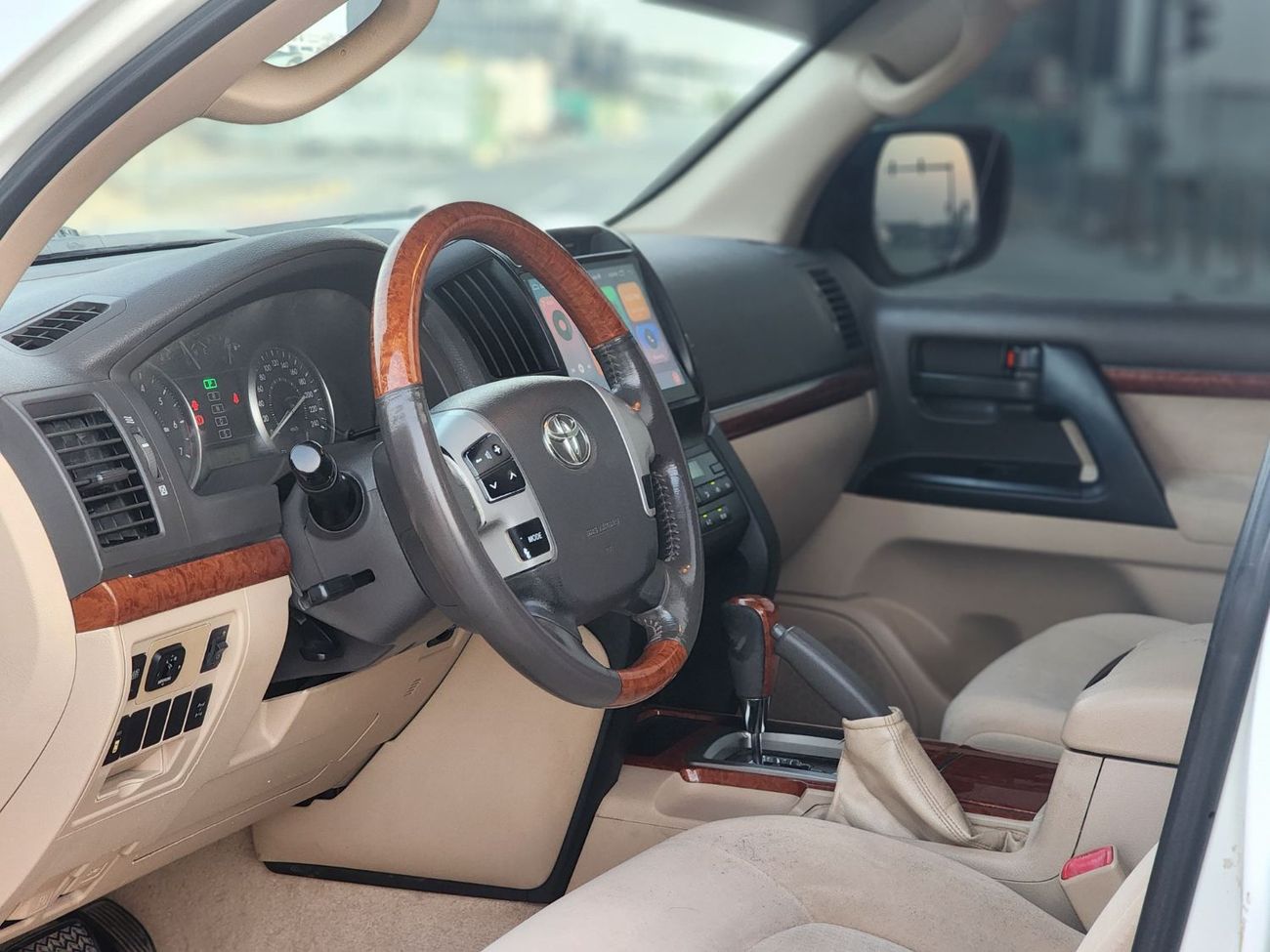 Toyota Land Cruiser GX.R V6