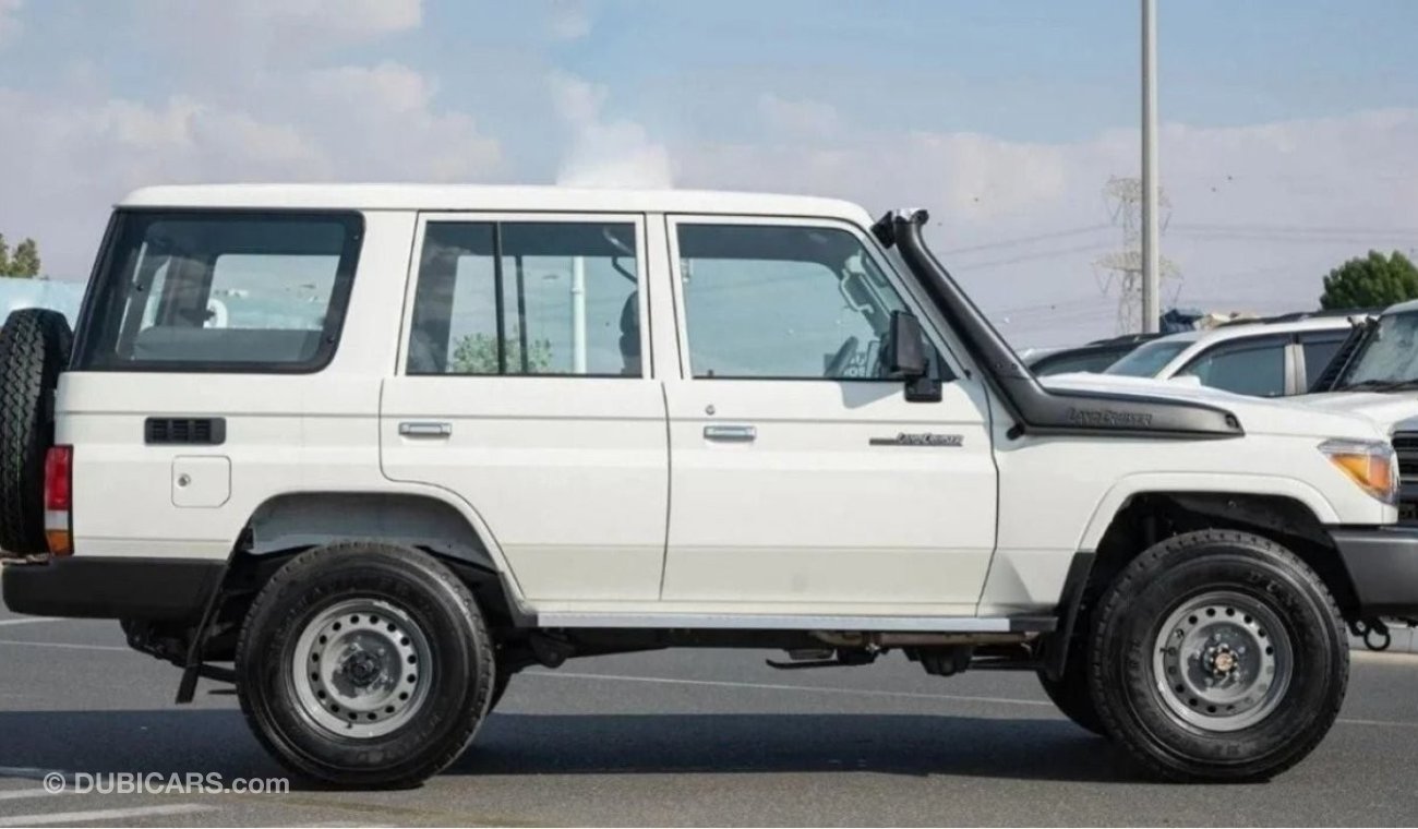 تويوتا لاند كروزر هارد توب LAND CRUISER HARDTOP 5DOOR 4.2L DIESEL 2024