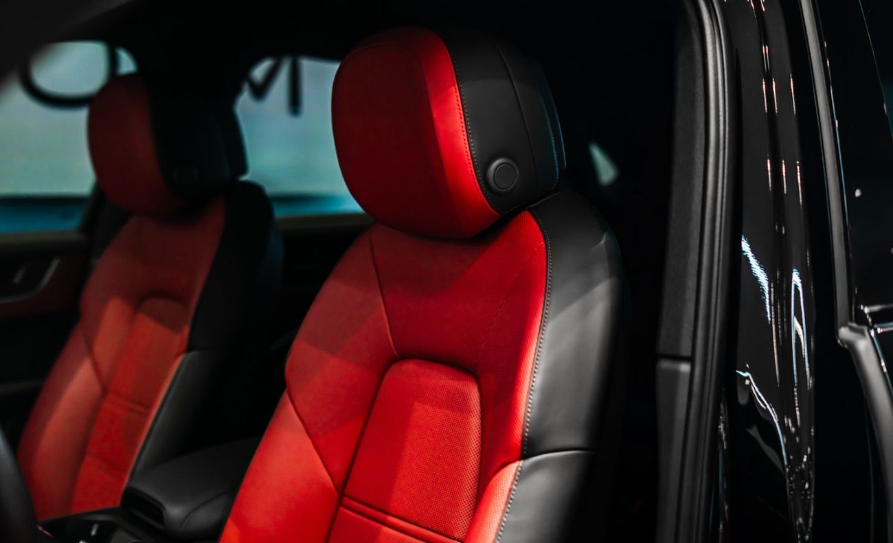 بورش كايان 2024 Porsche Cayenne, 2026 Porsche Warranty, Carbon Fibre Interior, New Car, GCC