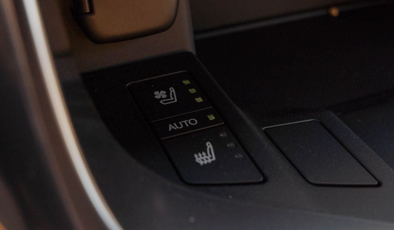 Lexus LX 600 2025 Lexus LX600 Signature 3.5L Petrol AT Black