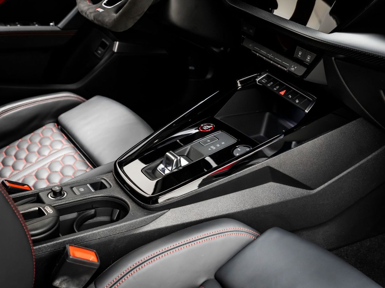 Audi RS3 TFSI quattro 2.5L Sportback 2024 Audi RS3, Audi Warranty + Service Contract, Low Kms, GCC