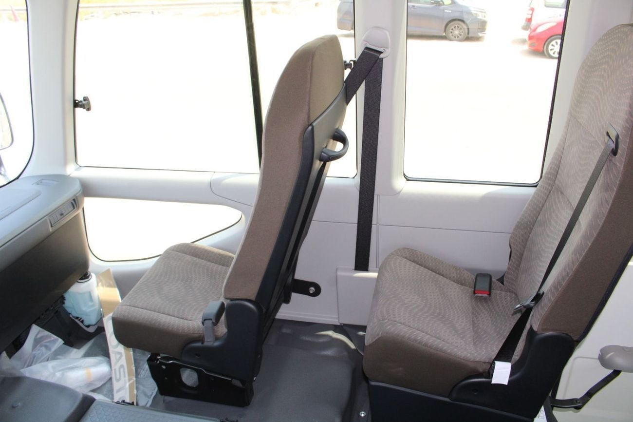 تويوتا كوستر TOYOTA COASTER 4.2L DIESEL 23 SEATER DLX MANUAL