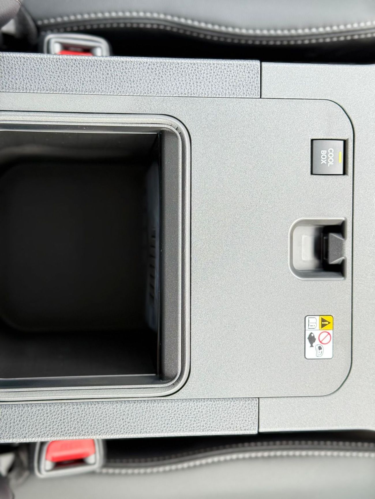 Toyota Prado Toyota Prado 2025 4x4 diesel 2.8L RHD 7seaters 5doors yellow colour