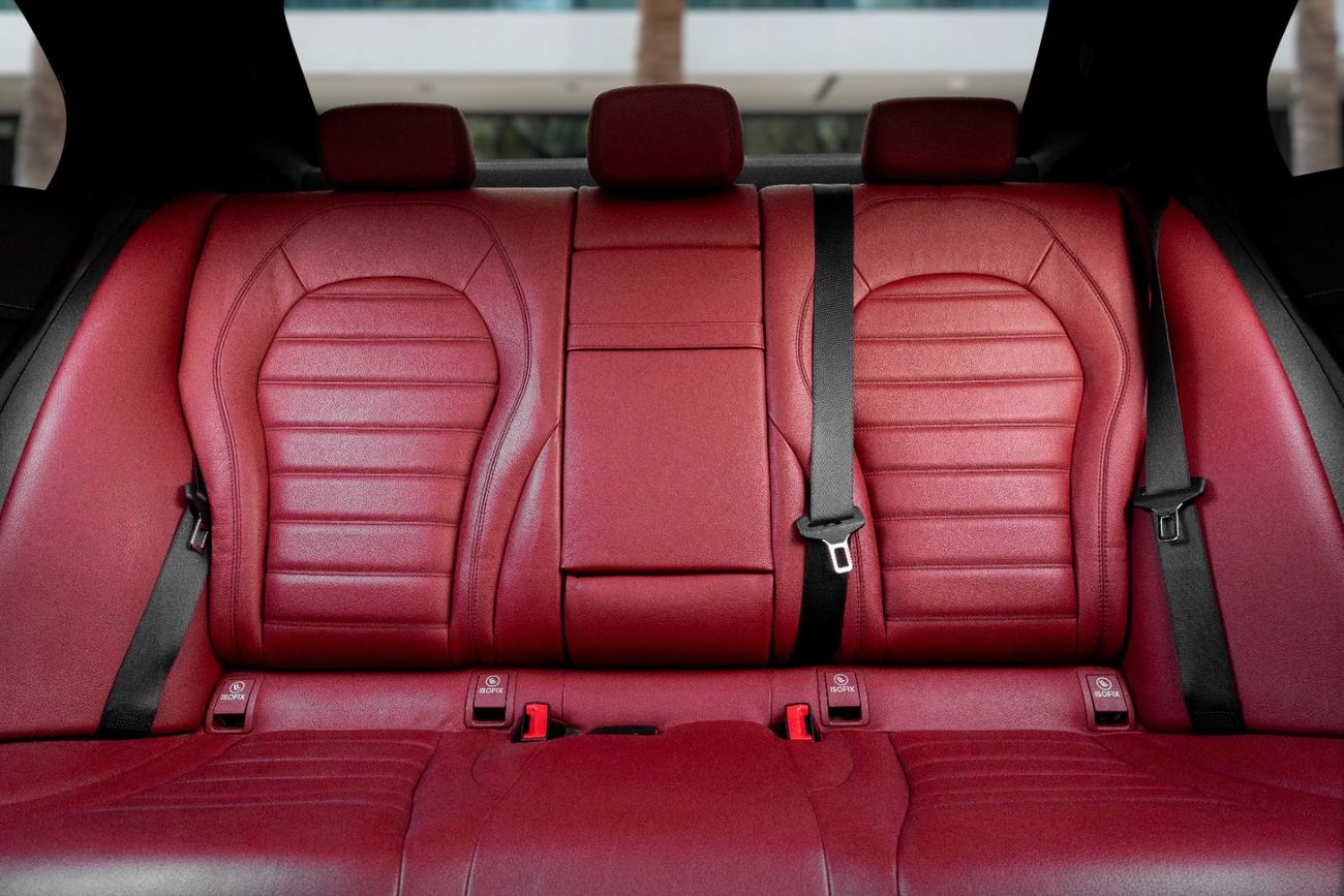 مرسيدس بنز C 200 C200 AMG | 2,155 P.M | 0% Downpayment | Sedan!