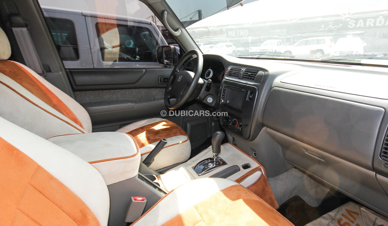 Nissan Patrol Pickup