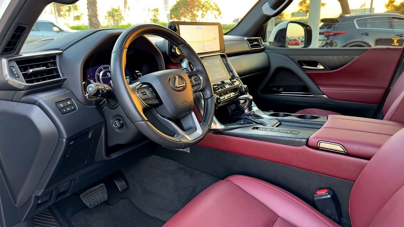 Lexus LX600 Signature 3.5L