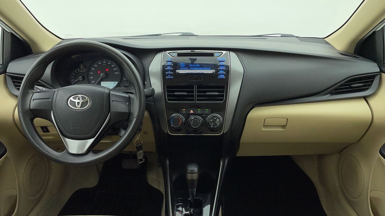 تويوتا يارس SE 1.5 | بدون دفعة مقدمة | اختبار قيادة مجاني للمنزل