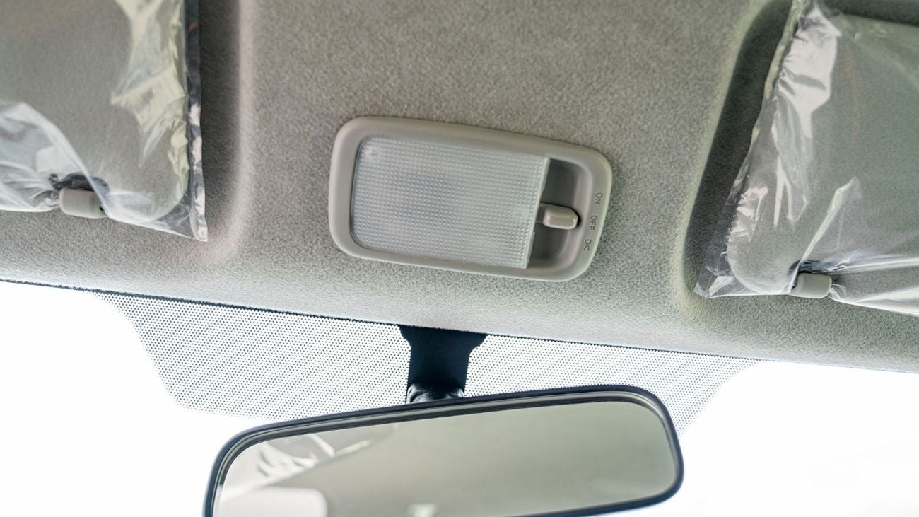 Toyota Hiace MID ROOF 2.7  2025