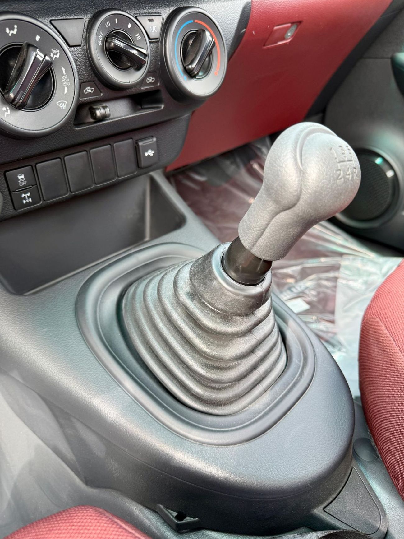 Toyota Hilux GLS 2.7L 4WD